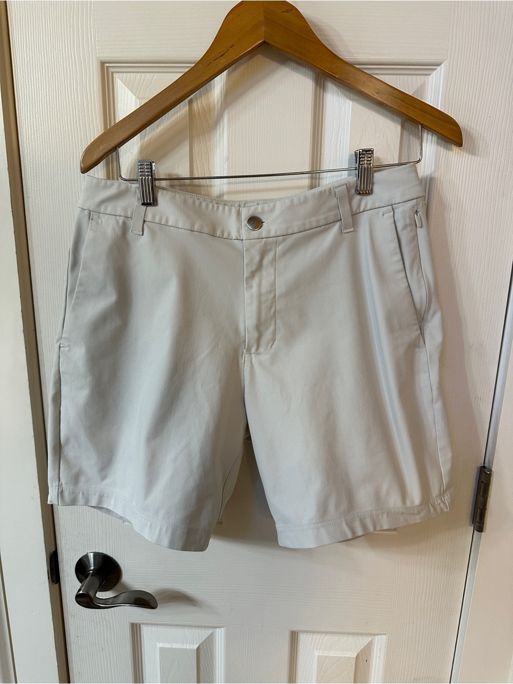 lululemon Men’s Golf Short Size 30 Preppy Athletic Stylish
